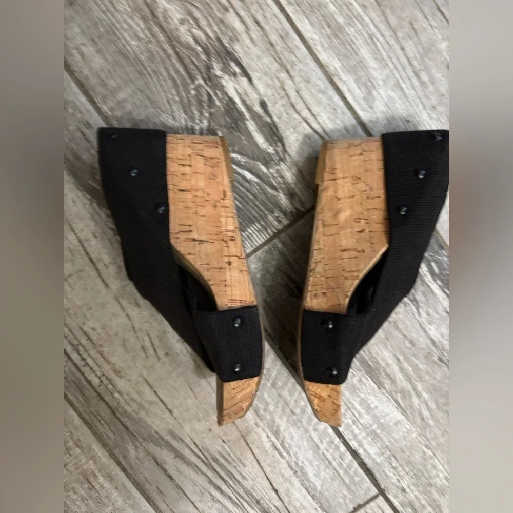 Lucky Brand  Black Strap Open Toe Cork  Wedge Heels size 7.5